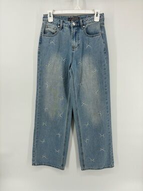 Light Wash Embroidered Bow Straight-Leg Jeans